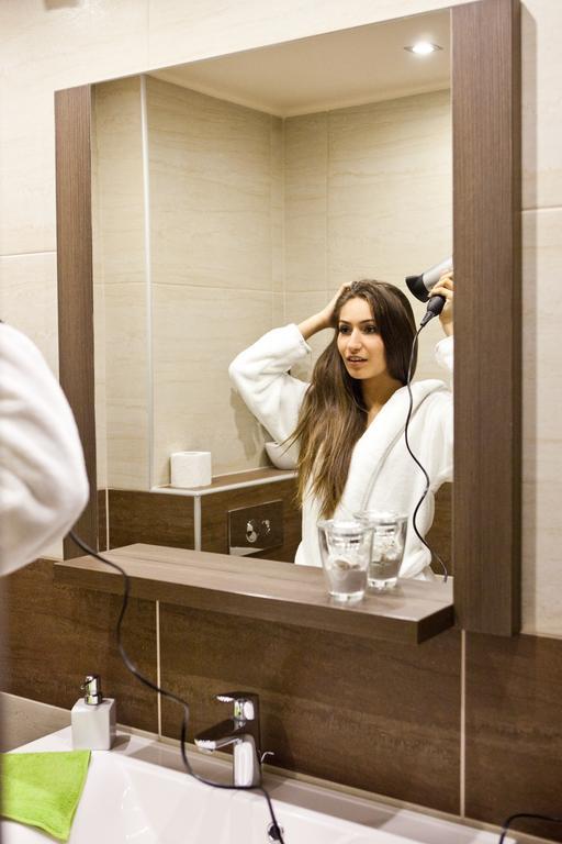 Nemeth Apartmanok Sarvar Bagian luar foto