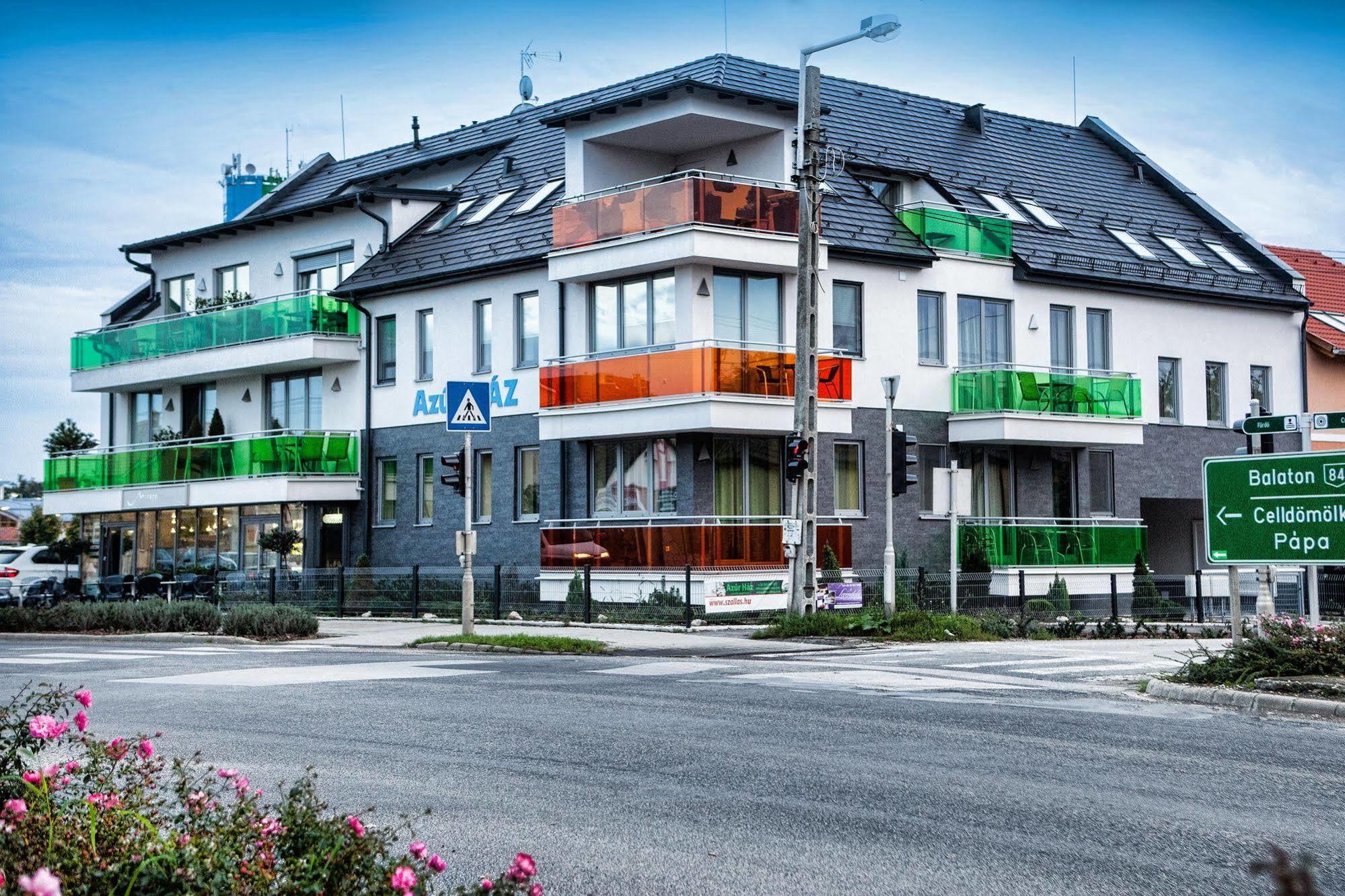 Nemeth Apartmanok Sarvar Bagian luar foto